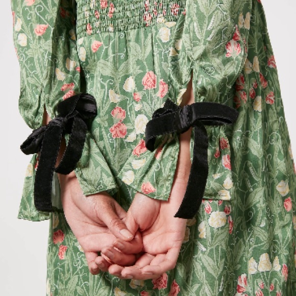 SOLD OUT Brand new Hope & Ivy William Morris Petunia Satin Dress sz 10 - Picture 3 of 5